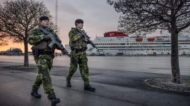 Militär reklamkampanj på Gotland