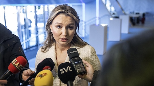 Ebba Busch uppvisning i politiskt rävspel